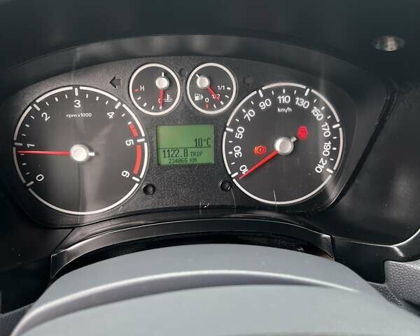 Білий Форд Транзит Коннект, об'ємом двигуна 1.75 л та пробігом 235 тис. км за 5200 $, фото 13 на Automoto.ua