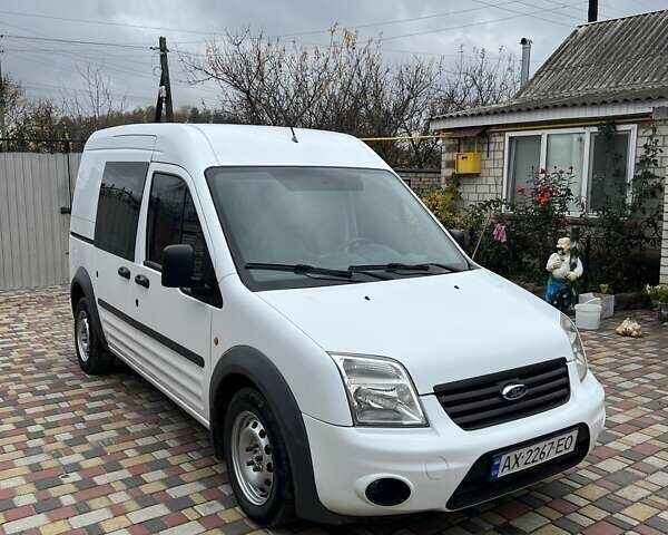 Білий Форд Транзит Коннект, об'ємом двигуна 1.75 л та пробігом 235 тис. км за 5200 $, фото 1 на Automoto.ua