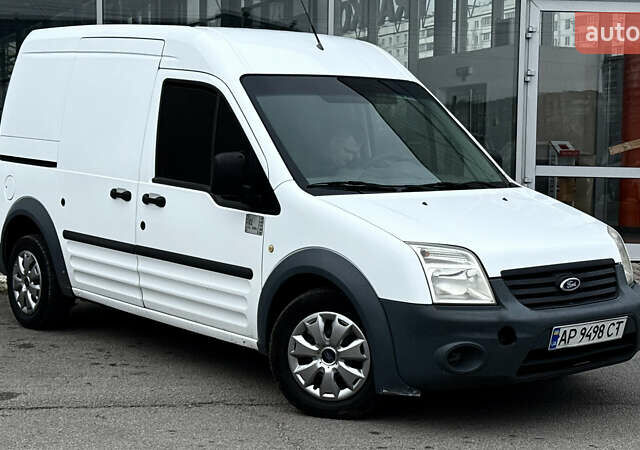 Белый Форд Транзит Коннект, объемом двигателя 1.8 л и пробегом 189 тыс. км за 4800 $, фото 1 на Automoto.ua
