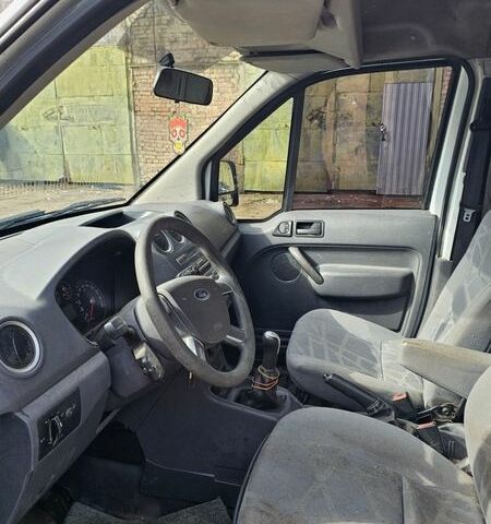 Білий Форд Транзит Коннект, об'ємом двигуна 1.75 л та пробігом 200 тис. км за 1800 $, фото 13 на Automoto.ua