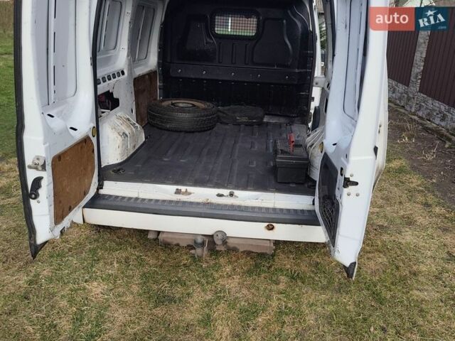 Белый Форд Транзит Коннект, объемом двигателя 1.8 л и пробегом 192 тыс. км за 5300 $, фото 8 на Automoto.ua