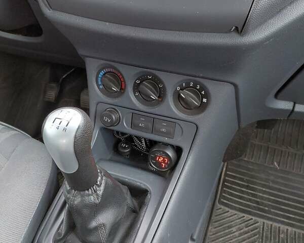 Белый Форд Транзит Коннект, объемом двигателя 1.8 л и пробегом 164 тыс. км за 7000 $, фото 7 на Automoto.ua