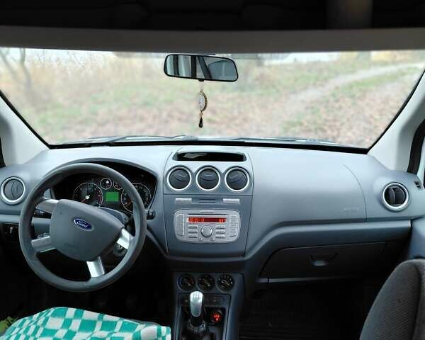 Белый Форд Транзит Коннект, объемом двигателя 1.8 л и пробегом 164 тыс. км за 7000 $, фото 3 на Automoto.ua