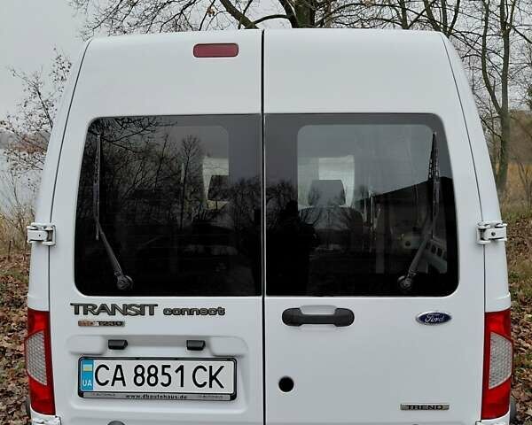 Белый Форд Транзит Коннект, объемом двигателя 1.8 л и пробегом 164 тыс. км за 7000 $, фото 1 на Automoto.ua