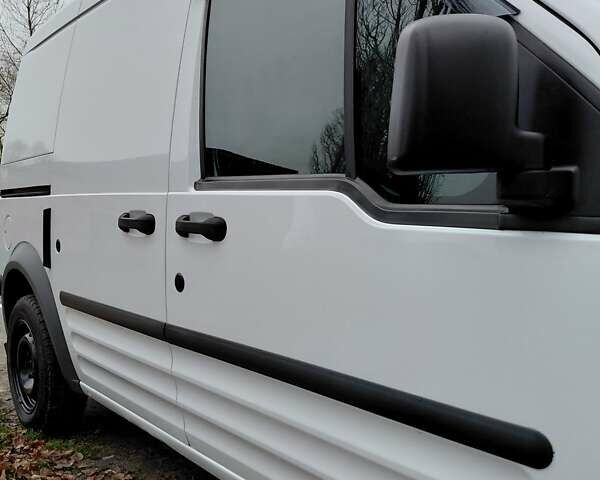 Белый Форд Транзит Коннект, объемом двигателя 1.8 л и пробегом 164 тыс. км за 7000 $, фото 15 на Automoto.ua