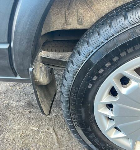 Белый Форд Транзит Коннект, объемом двигателя 2.2 л и пробегом 285 тыс. км за 13500 $, фото 6 на Automoto.ua