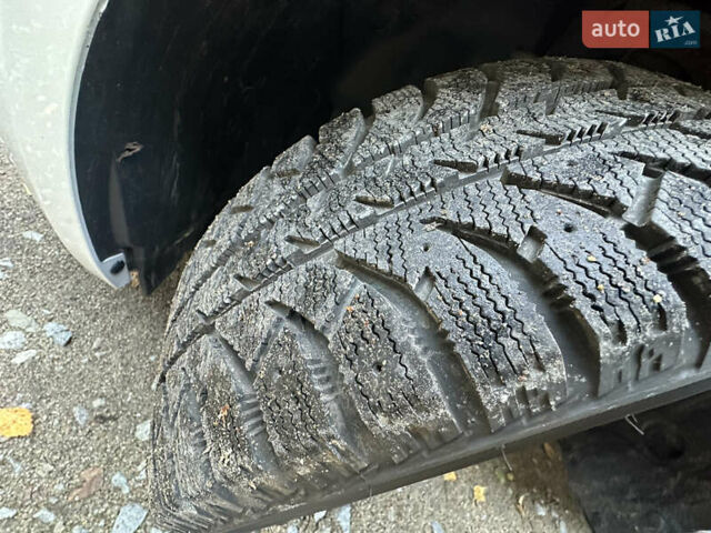 Білий Форд Транзит Коннект, об'ємом двигуна 1.56 л та пробігом 215 тис. км за 6900 $, фото 15 на Automoto.ua