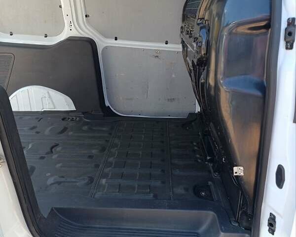 Білий Форд Транзит Коннект, об'ємом двигуна 1.56 л та пробігом 310 тис. км за 8500 $, фото 9 на Automoto.ua