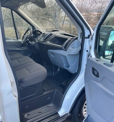 Белый Форд Транзит Коннект, объемом двигателя 2.2 л и пробегом 285 тыс. км за 13500 $, фото 13 на Automoto.ua