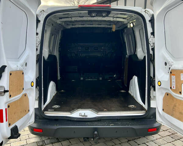 Белый Форд Транзит Коннект, объемом двигателя 1.56 л и пробегом 220 тыс. км за 10200 $, фото 7 на Automoto.ua