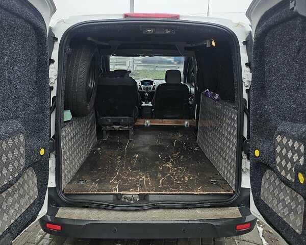 Белый Форд Транзит Коннект, объемом двигателя 2.5 л и пробегом 280 тыс. км за 7999 $, фото 8 на Automoto.ua