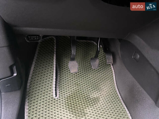 Білий Форд Транзит Коннект, об'ємом двигуна 1.6 л та пробігом 240 тис. км за 7100 $, фото 14 на Automoto.ua