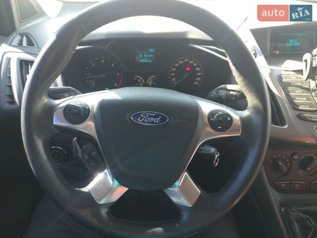 Белый Форд Транзит Коннект, объемом двигателя 1.56 л и пробегом 239 тыс. км за 8700 $, фото 1 на Automoto.ua