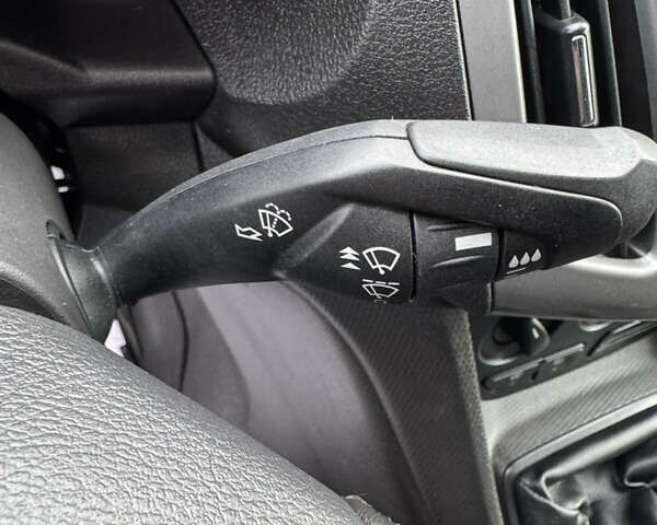 Белый Форд Транзит Коннект, объемом двигателя 1.5 л и пробегом 174 тыс. км за 11900 $, фото 25 на Automoto.ua