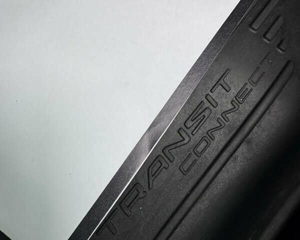 Белый Форд Транзит Коннект, объемом двигателя 1.5 л и пробегом 174 тыс. км за 11900 $, фото 32 на Automoto.ua