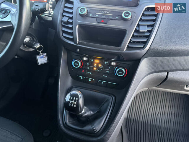 Белый Форд Транзит Коннект, объемом двигателя 1.5 л и пробегом 223 тыс. км за 10700 $, фото 30 на Automoto.ua