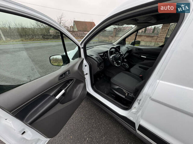 Білий Форд Транзит Коннект, об'ємом двигуна 1.5 л та пробігом 240 тис. км за 11700 $, фото 12 на Automoto.ua