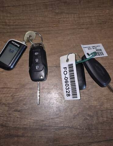 Білий Форд Транзит Коннект, об'ємом двигуна 1.5 л та пробігом 121 тис. км за 13000 $, фото 58 на Automoto.ua