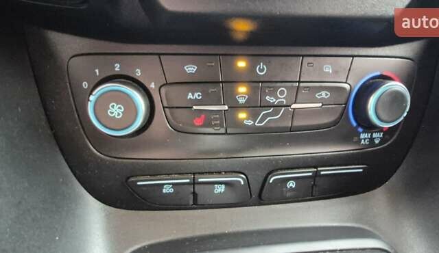 Білий Форд Транзит Коннект, об'ємом двигуна 1.5 л та пробігом 121 тис. км за 13000 $, фото 46 на Automoto.ua