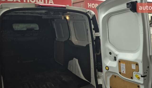 Білий Форд Транзит Коннект, об'ємом двигуна 1.5 л та пробігом 121 тис. км за 13000 $, фото 55 на Automoto.ua