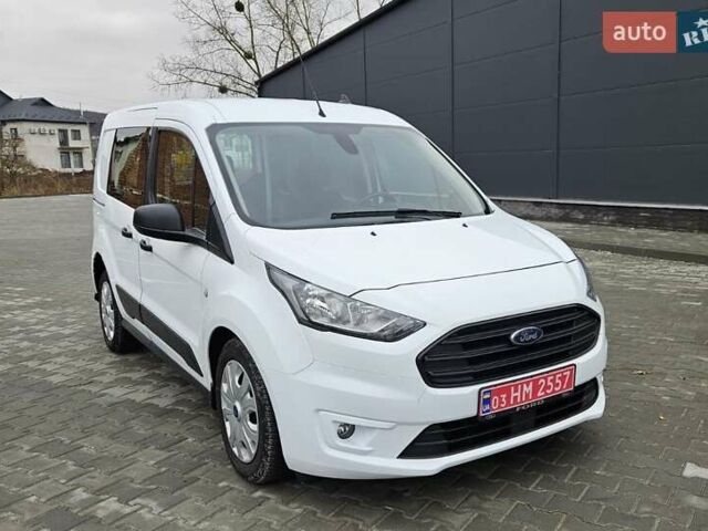 Белый Форд Транзит Коннект, объемом двигателя 1.5 л и пробегом 206 тыс. км за 12500 $, фото 1 на Automoto.ua
