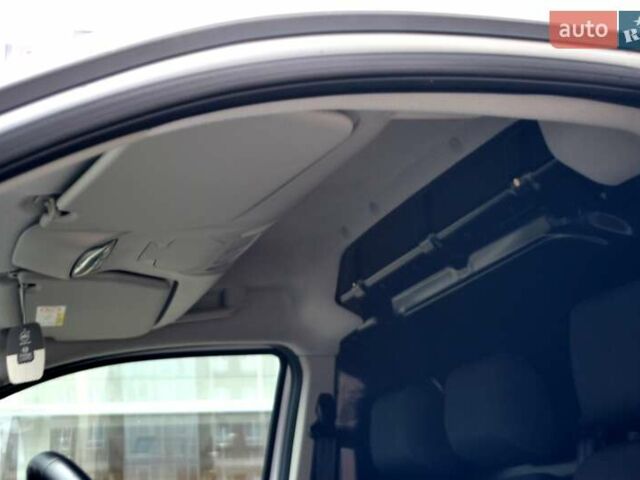 Білий Форд Транзит Коннект, об'ємом двигуна 1.5 л та пробігом 210 тис. км за 14400 $, фото 33 на Automoto.ua