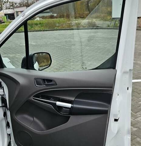 Белый Форд Транзит Коннект, объемом двигателя 1.5 л и пробегом 206 тыс. км за 12500 $, фото 11 на Automoto.ua