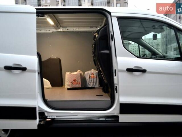Білий Форд Транзит Коннект, об'ємом двигуна 1.5 л та пробігом 210 тис. км за 14400 $, фото 62 на Automoto.ua