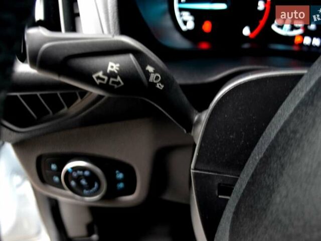 Білий Форд Транзит Коннект, об'ємом двигуна 1.5 л та пробігом 210 тис. км за 14400 $, фото 85 на Automoto.ua