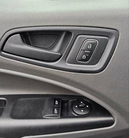 Белый Форд Транзит Коннект, объемом двигателя 1.5 л и пробегом 206 тыс. км за 12500 $, фото 20 на Automoto.ua