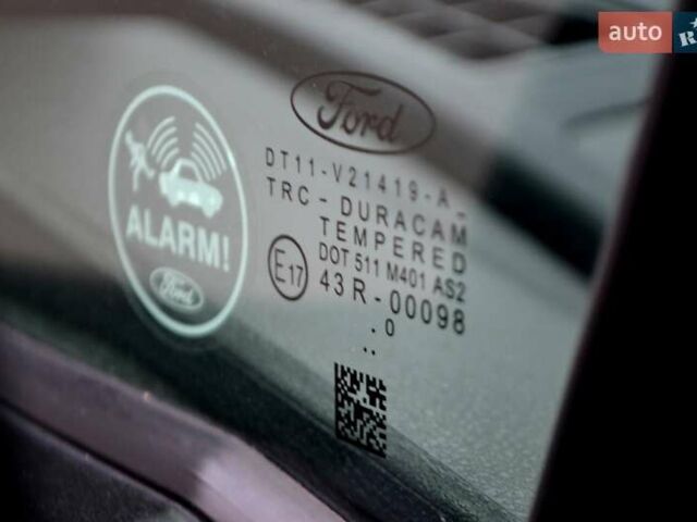 Білий Форд Транзит Коннект, об'ємом двигуна 1.5 л та пробігом 210 тис. км за 14400 $, фото 73 на Automoto.ua