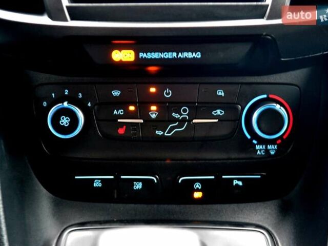 Білий Форд Транзит Коннект, об'ємом двигуна 1.5 л та пробігом 210 тис. км за 14400 $, фото 28 на Automoto.ua