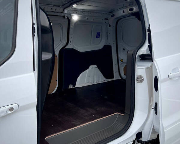 Білий Форд Транзит Коннект, об'ємом двигуна 1.5 л та пробігом 184 тис. км за 16500 $, фото 45 на Automoto.ua