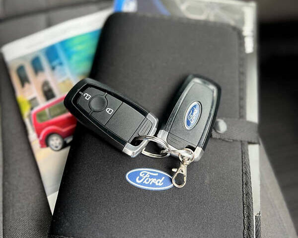 Білий Форд Транзит Коннект, об'ємом двигуна 1.5 л та пробігом 184 тис. км за 16500 $, фото 57 на Automoto.ua