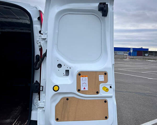 Білий Форд Транзит Коннект, об'ємом двигуна 1.5 л та пробігом 184 тис. км за 16500 $, фото 51 на Automoto.ua