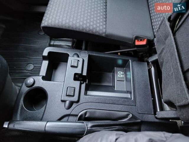 Білий Форд Транзит Коннект, об'ємом двигуна 1.5 л та пробігом 219 тис. км за 13900 $, фото 29 на Automoto.ua