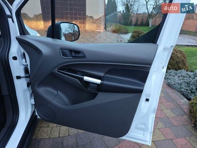 Білий Форд Транзит Коннект, об'ємом двигуна 1.5 л та пробігом 219 тис. км за 13900 $, фото 35 на Automoto.ua