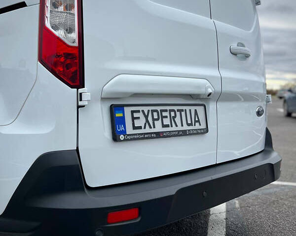 Білий Форд Транзит Коннект, об'ємом двигуна 1.5 л та пробігом 184 тис. км за 16500 $, фото 10 на Automoto.ua