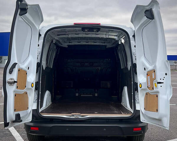 Білий Форд Транзит Коннект, об'ємом двигуна 1.5 л та пробігом 184 тис. км за 16500 $, фото 48 на Automoto.ua