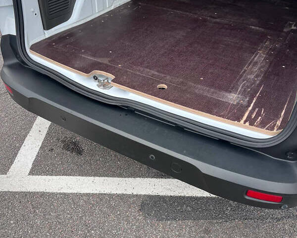 Білий Форд Транзит Коннект, об'ємом двигуна 1.5 л та пробігом 184 тис. км за 16500 $, фото 52 на Automoto.ua