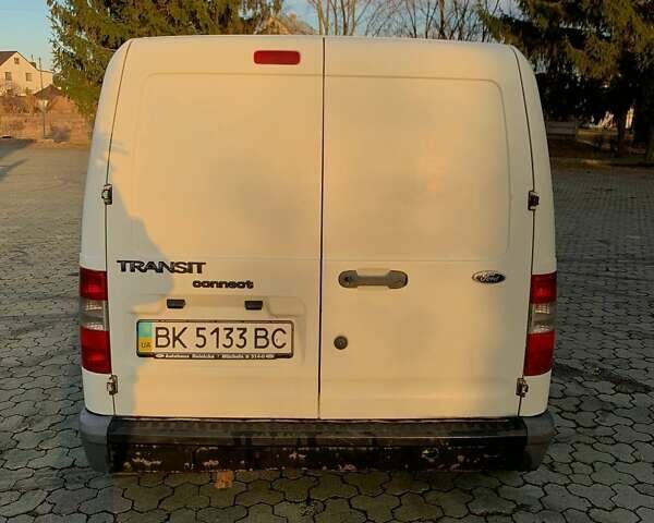 Белый Форд Транзит Коннект, объемом двигателя 1.75 л и пробегом 274 тыс. км за 3499 $, фото 4 на Automoto.ua