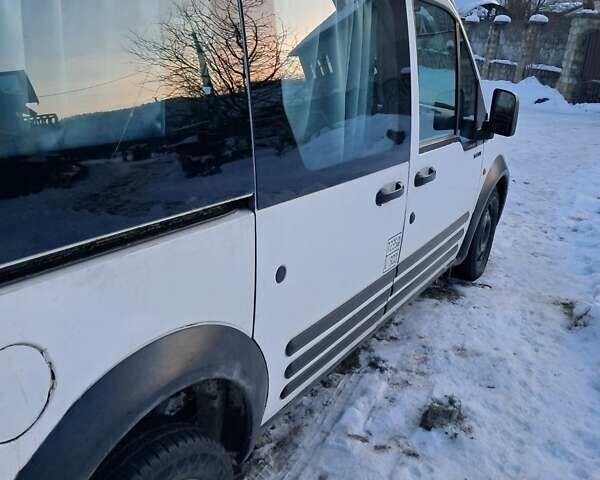 Білий Форд Транзит Коннект, об'ємом двигуна 1.8 л та пробігом 420 тис. км за 2500 $, фото 1 на Automoto.ua