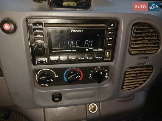 Білий Форд Транзит Коннект, об'ємом двигуна 2 л та пробігом 373 тис. км за 2999 $, фото 1 на Automoto.ua