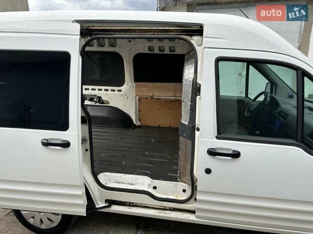 Белый Форд Транзит Коннект, объемом двигателя 1.75 л и пробегом 265 тыс. км за 3650 $, фото 9 на Automoto.ua
