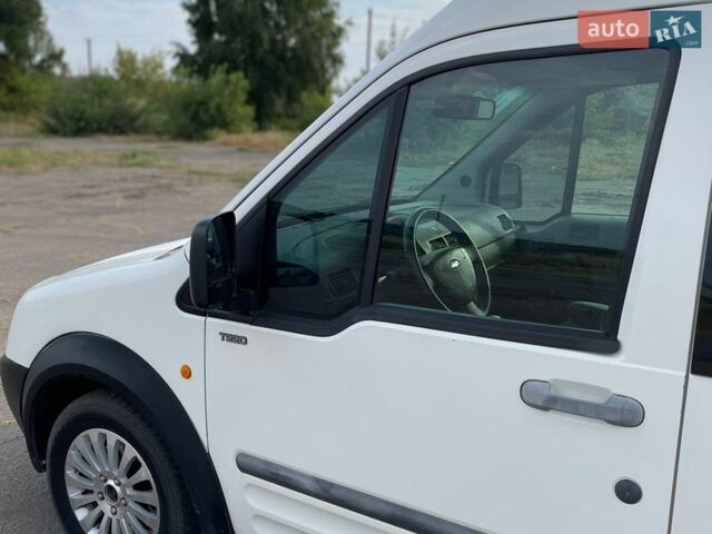 Білий Форд Транзит Коннект, об'ємом двигуна 1.75 л та пробігом 280 тис. км за 3400 $, фото 18 на Automoto.ua