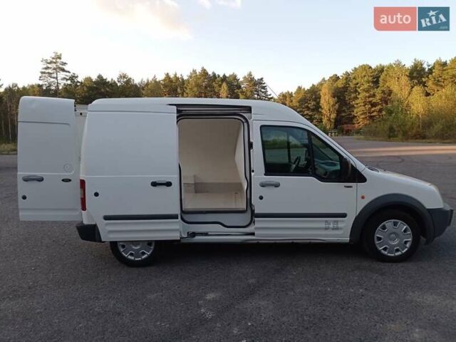 Форд Транзит Коннект 2002 в Ковель на Automoto.ua Белый Форд Транзит Коннект, объемом двигателя 1.8 л и пробегом 128 тыс. км за 4950 $, фото 14 на Automoto.ua