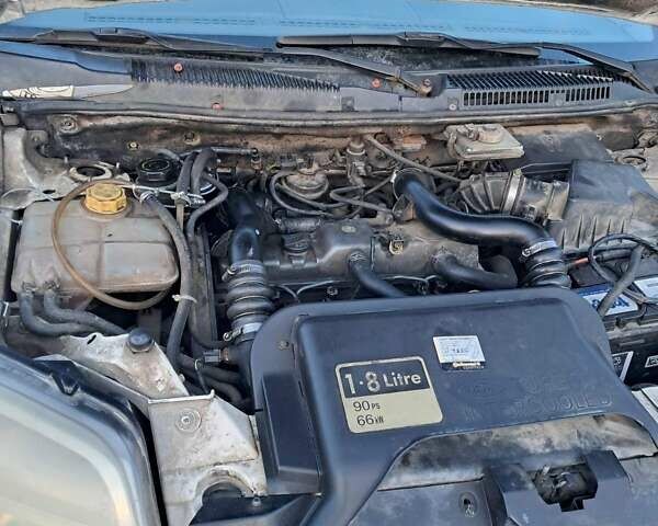 Білий Форд Транзит Коннект, об'ємом двигуна 1.8 л та пробігом 420 тис. км за 2500 $, фото 3 на Automoto.ua