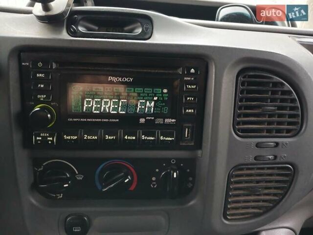 Білий Форд Транзит Коннект, об'ємом двигуна 2 л та пробігом 373 тис. км за 2999 $, фото 4 на Automoto.ua