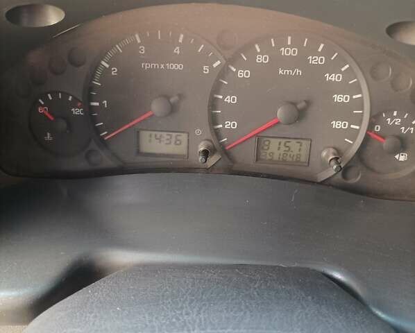 Белый Форд Транзит Коннект, объемом двигателя 2 л и пробегом 349 тыс. км за 4000 $, фото 5 на Automoto.ua