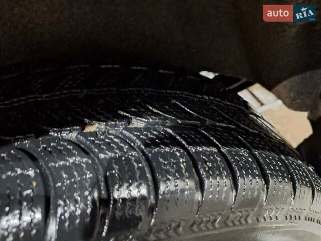 Белый Форд Транзит Коннект, объемом двигателя 1.8 л и пробегом 222 тыс. км за 2600 $, фото 16 на Automoto.ua